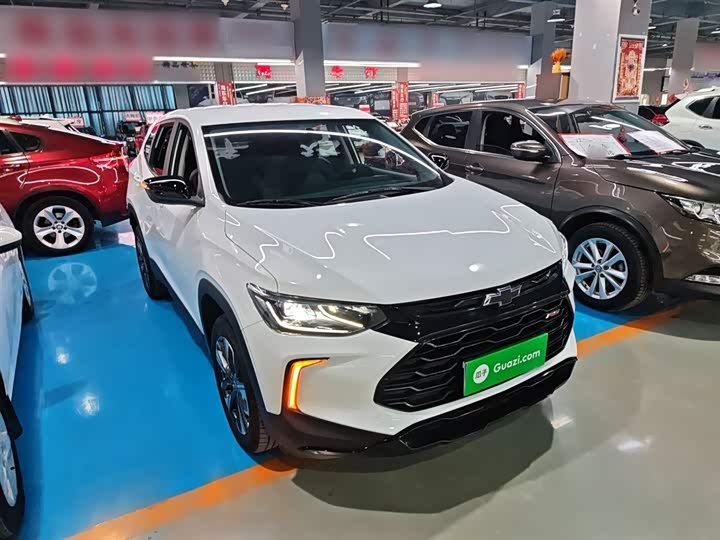 Фото 4 - Chevrolet Tracker