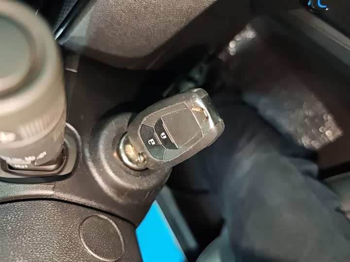 Фото 9 - Chevrolet Tracker