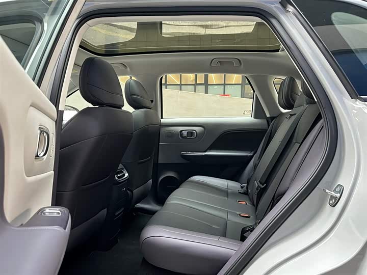 Фото 8 - Leapmotor B10