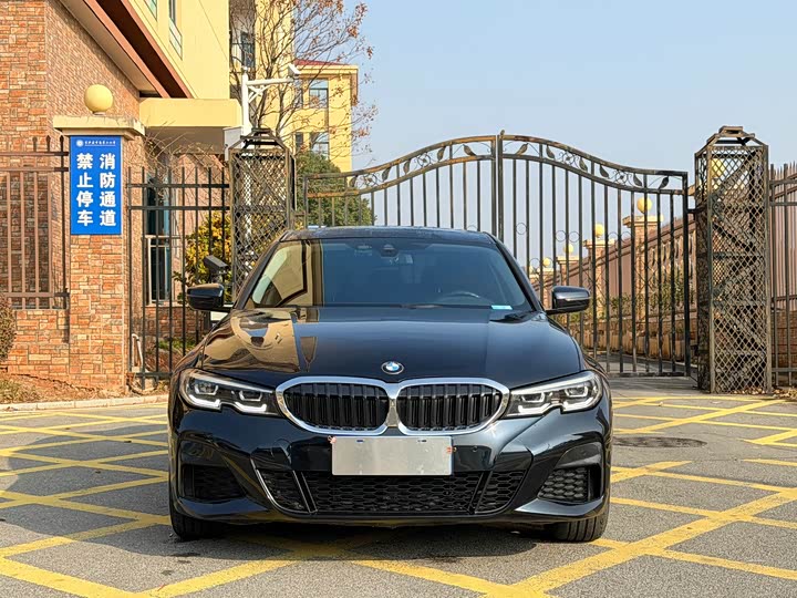 Фото 2 - BMW 3 Series