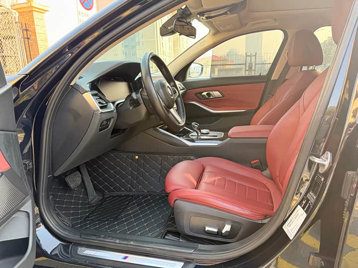 Фото 9 - BMW 3 Series