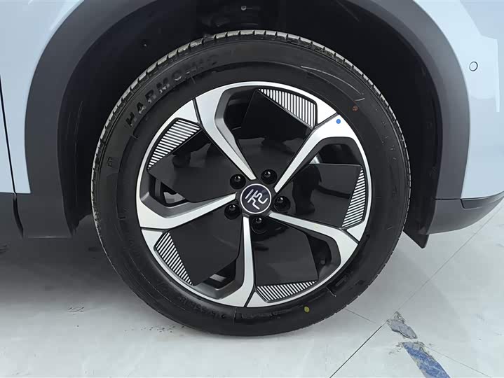 Фото 6 - BYD Yuan Plus