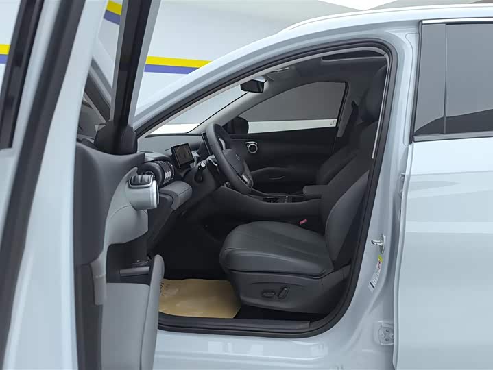 Фото 9 - BYD Yuan Plus