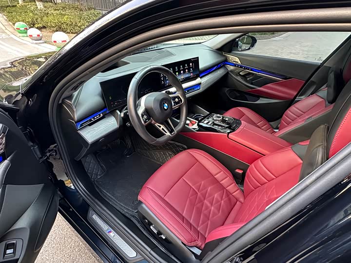 Фото 7 - BMW 5 Series