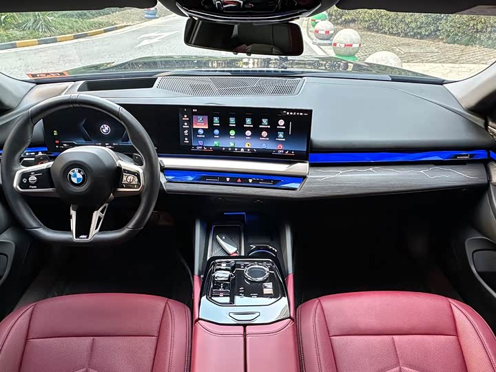 Фото 9 - BMW 5 Series