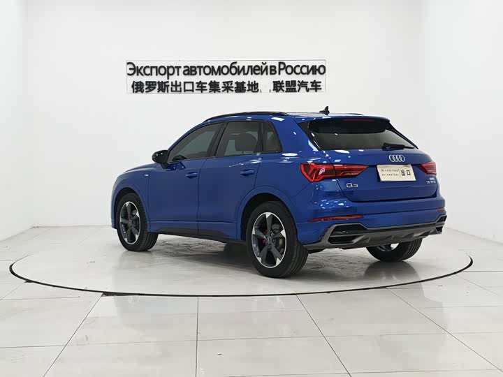 Фото 4 - Audi Q3