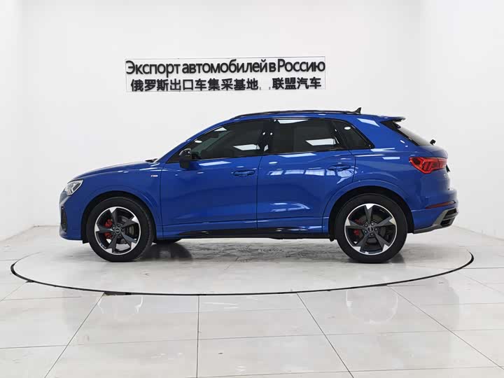 Фото 5 - Audi Q3