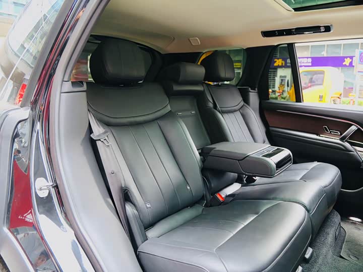 Фото 9 - Land Rover Range Rover