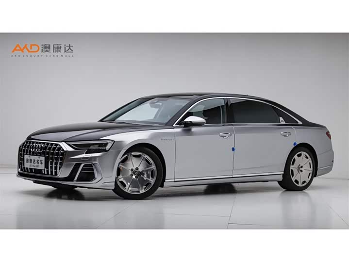 Фото 1 - Audi A8