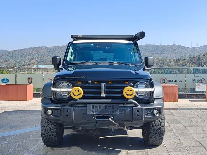 Фото 2 - Tank 300