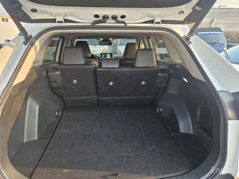 Фото 5 - Toyota RAV4