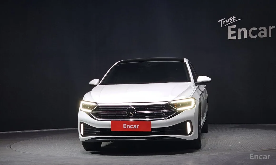 Фото 3 - Volkswagen Jetta