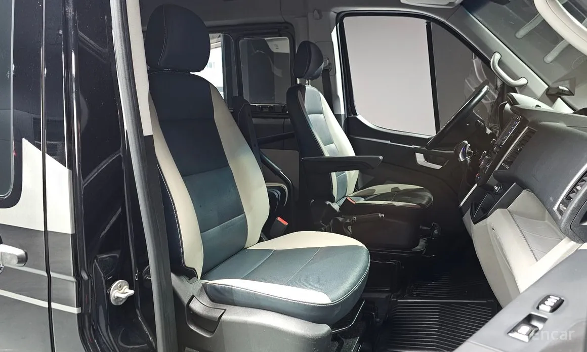 Фото 10 - Hyundai Solati