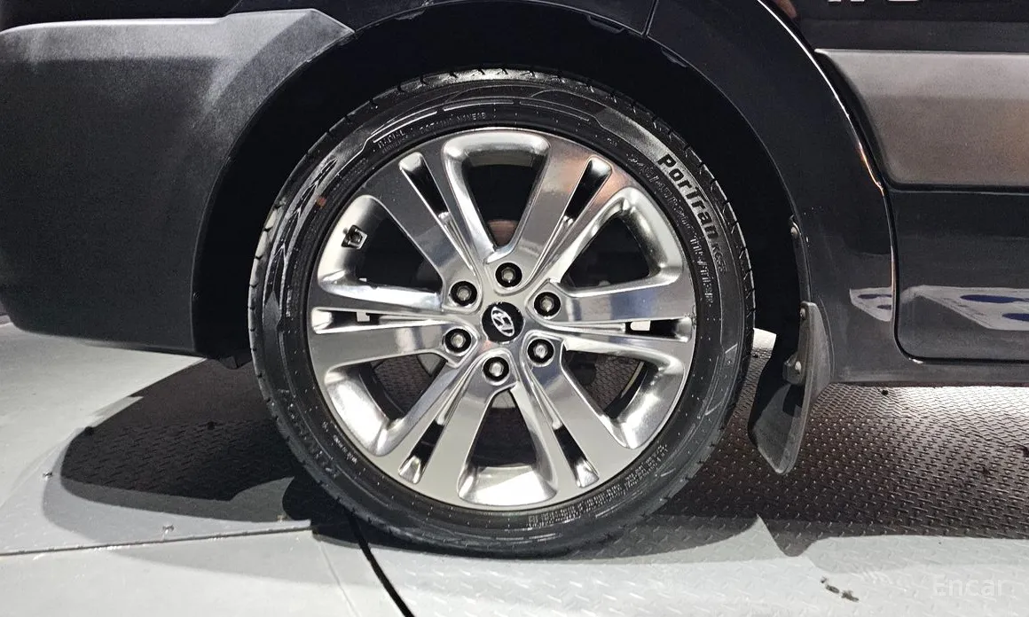 Фото 5 - Hyundai Solati