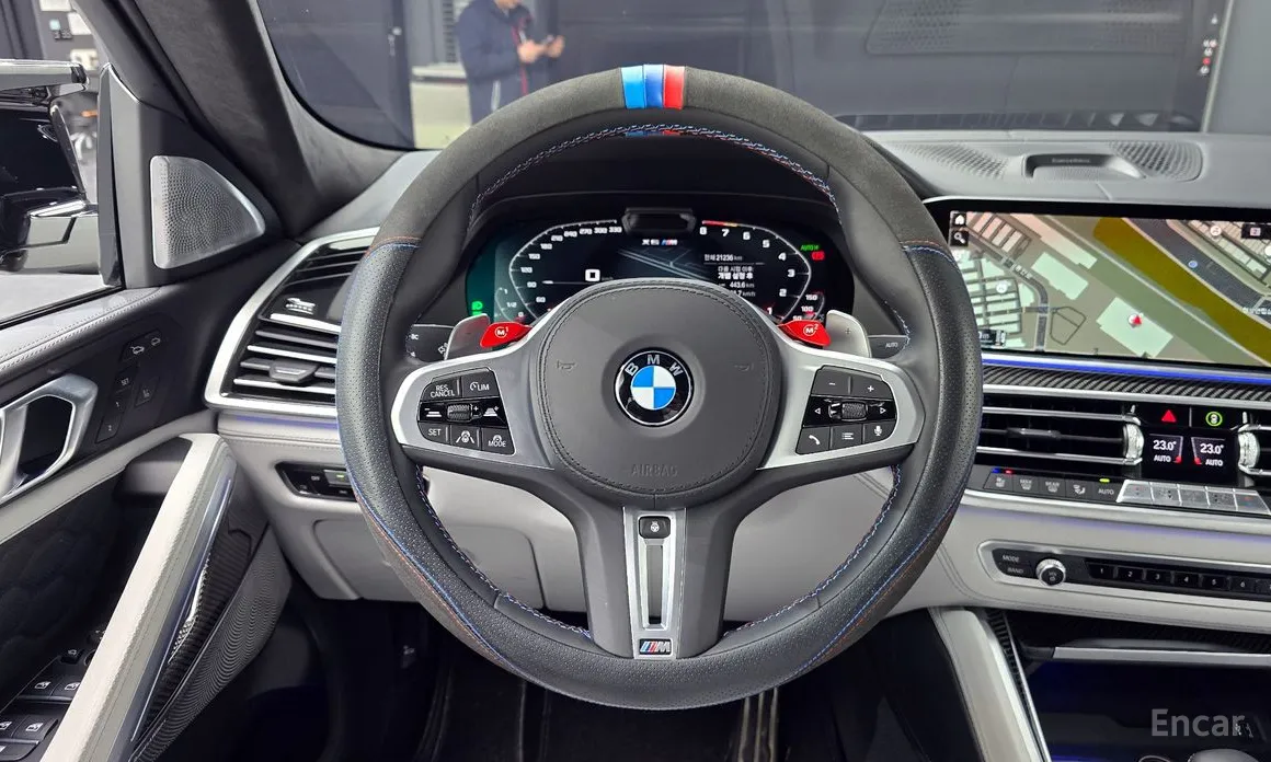 Фото 13 - BMW X6 M