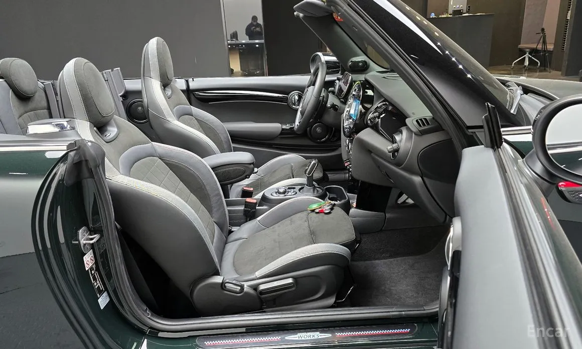 Фото 10 - Mini Cooper Convertible