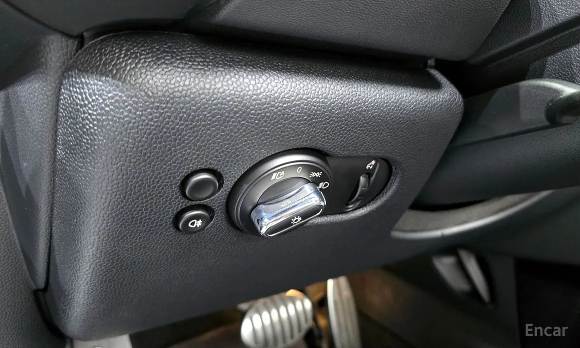 Фото 16 - Mini Cooper Convertible