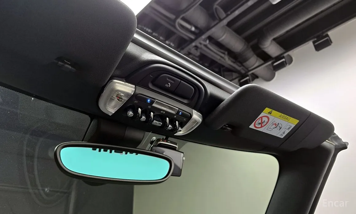 Фото 19 - Mini Cooper Convertible