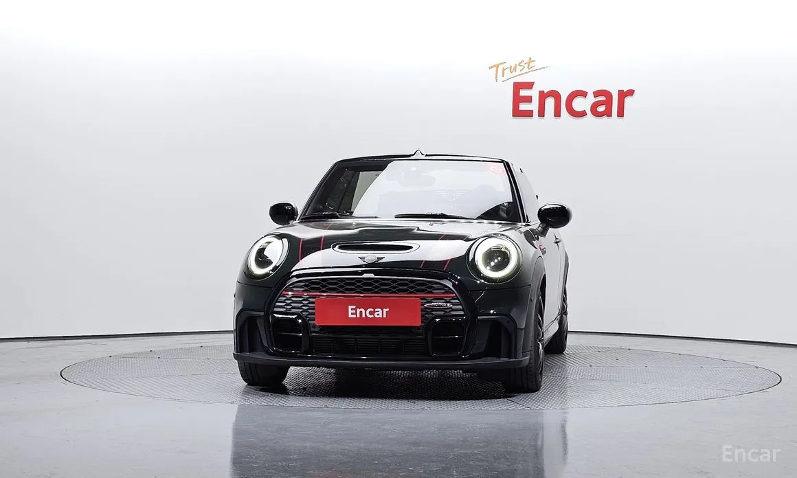 Фото 3 - Mini Cooper Convertible