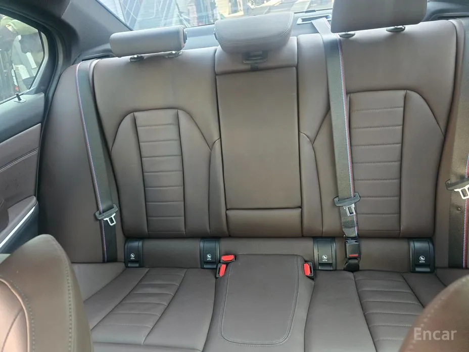 Фото 17 - BMW 3 Series