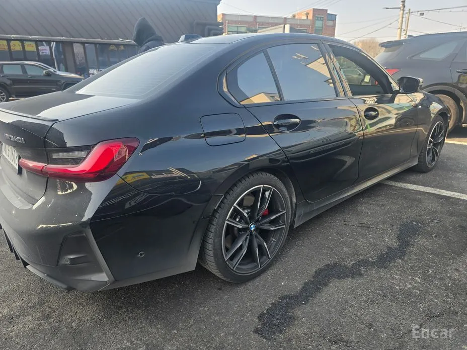 Фото 3 - BMW 3 Series