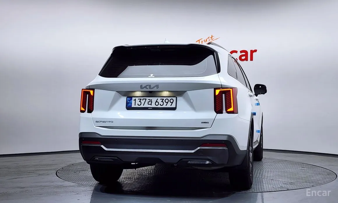 Фото 4 - Kia Sorento