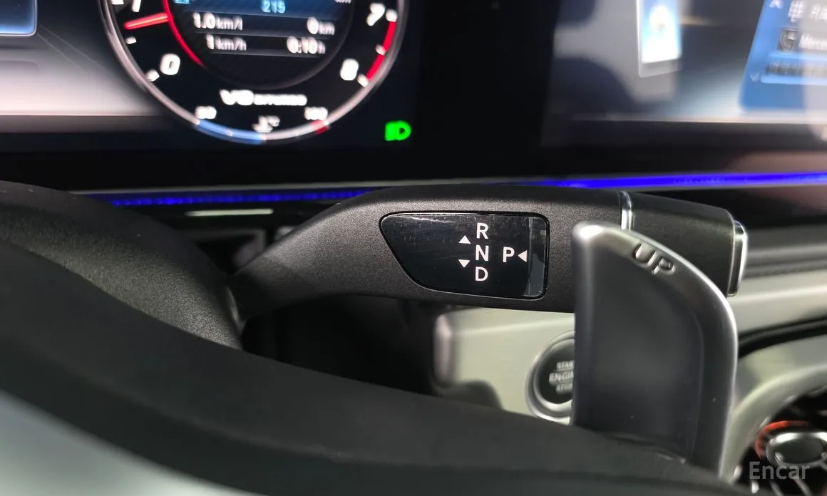 Фото 9 - Mercedes-Benz G-Class