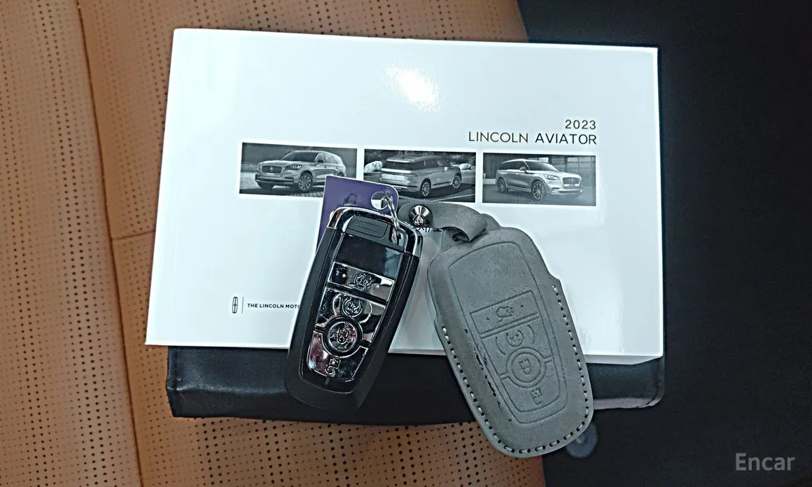 Фото 15 - Lincoln Aviator