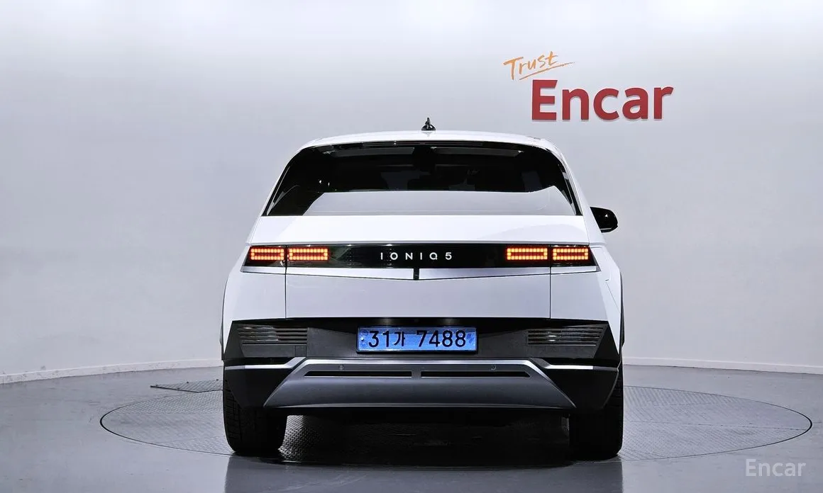 Photo 4 - Hyundai Ioniq 5