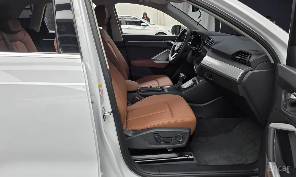 Фото 11 - Audi Q3