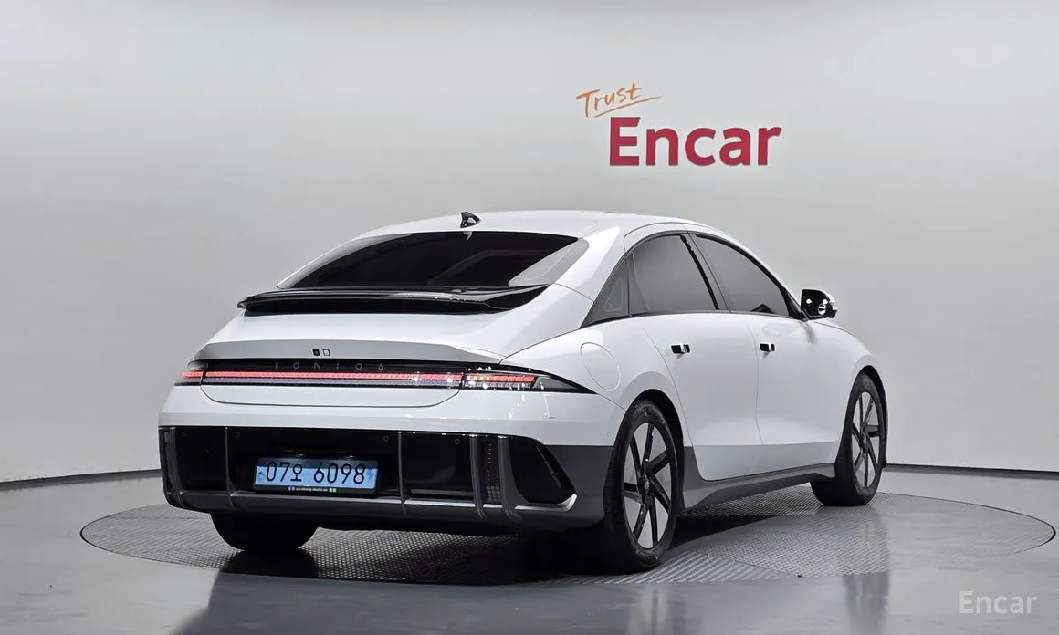 Фото 2 - Hyundai Ioniq 6