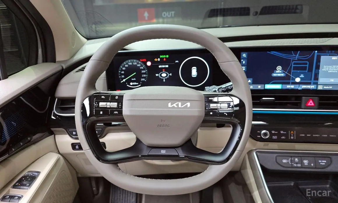 Фото 13 - Kia Carnival