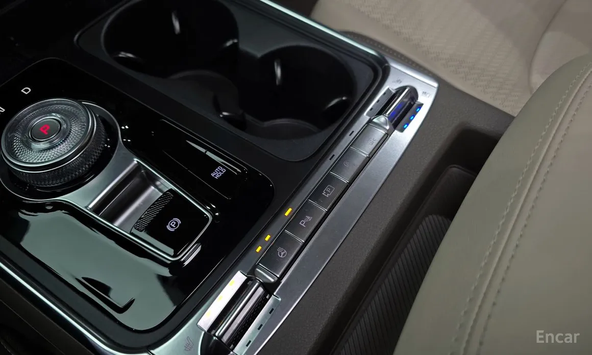 Фото 18 - Kia Carnival