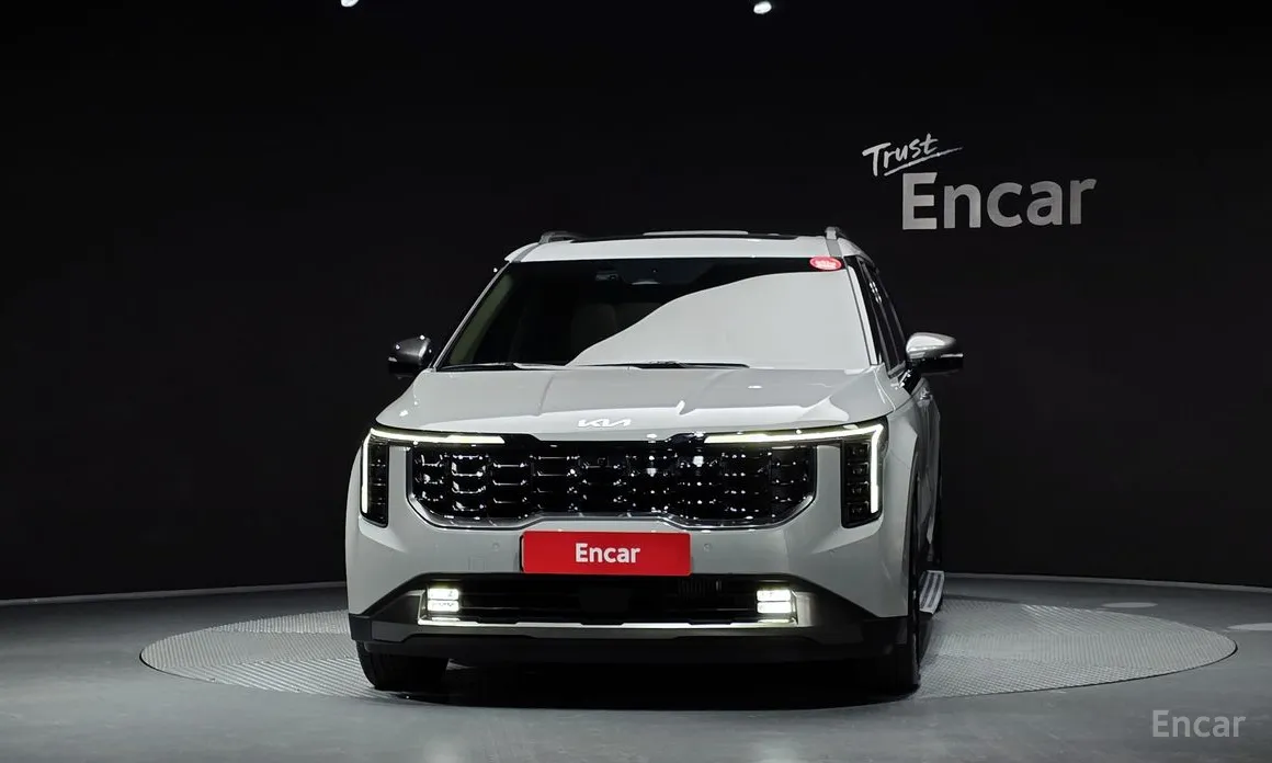 Фото 3 - Kia Carnival