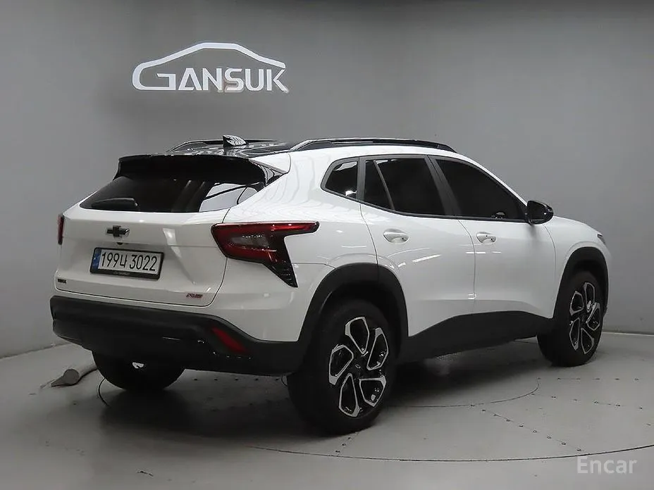 Фото 4 - Chevrolet Trax