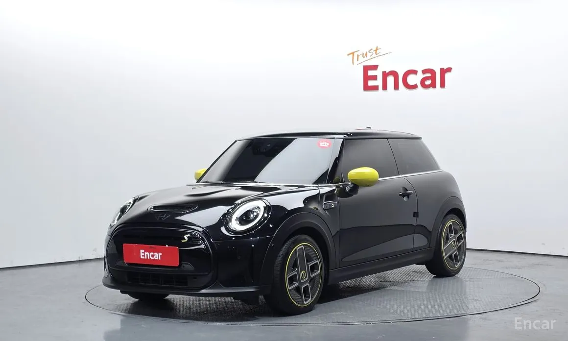 Фото 1 - Mini Cooper