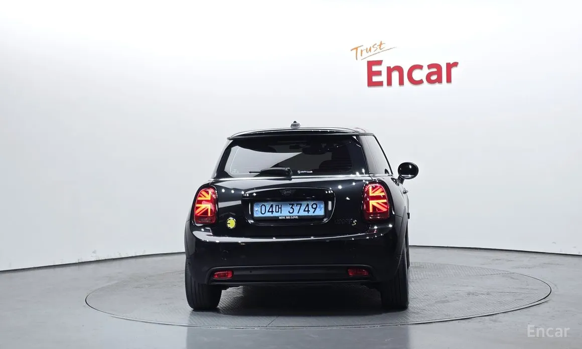 Фото 4 - Mini Cooper