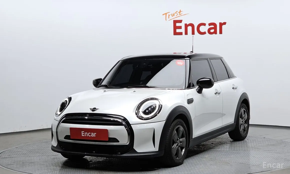 Фото 1 - Mini Cooper