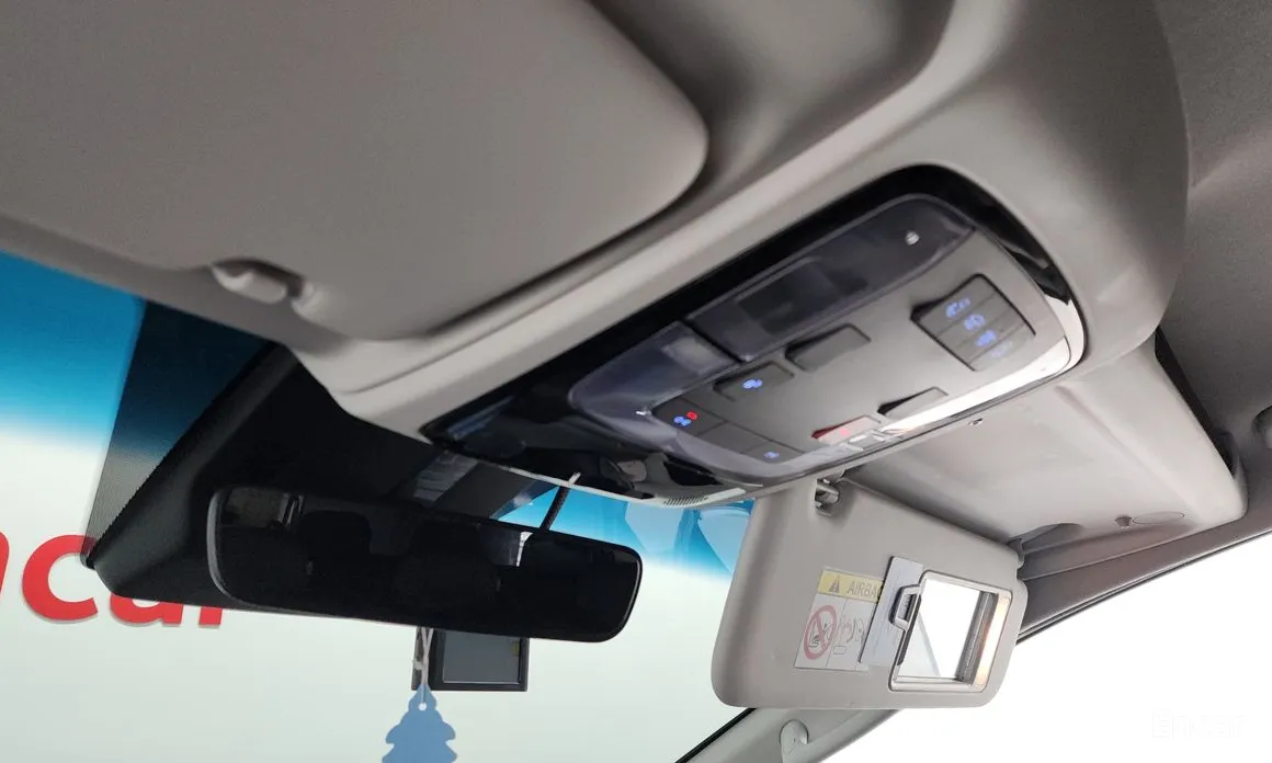 Фото 17 - Hyundai Staria