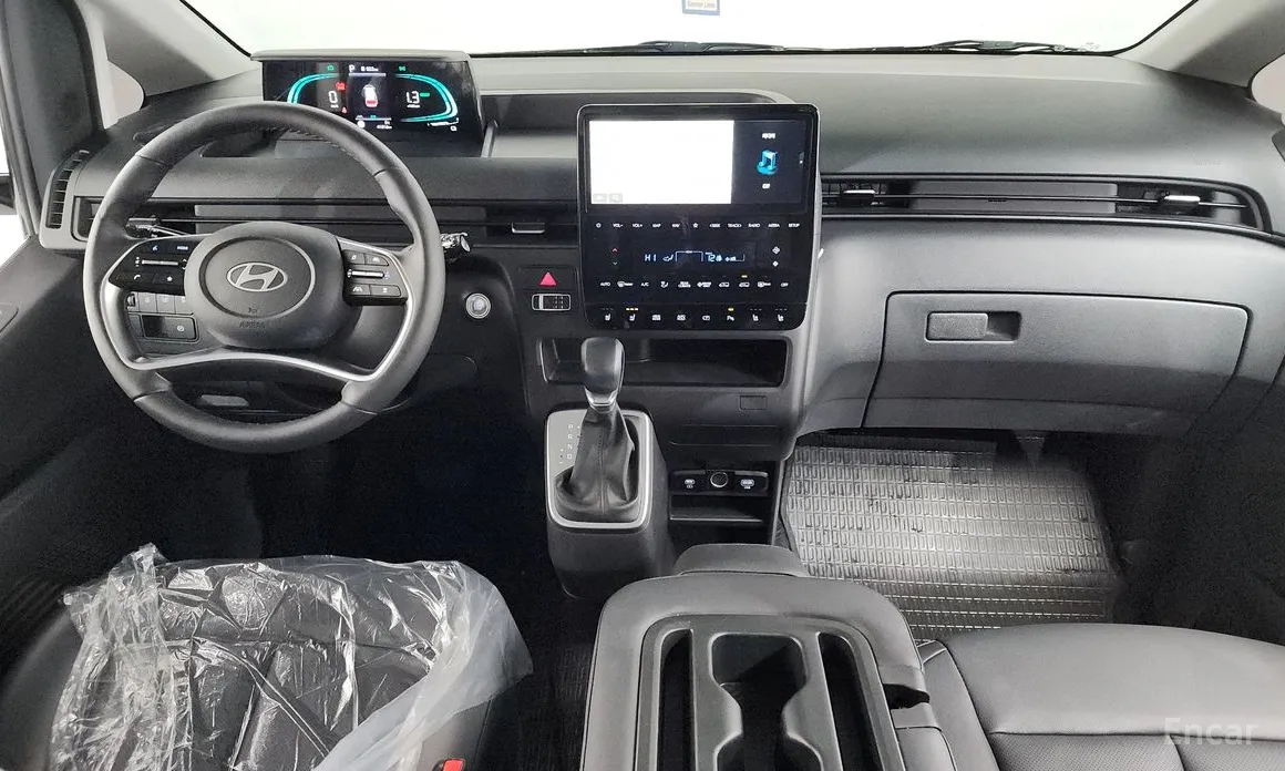 Фото 7 - Hyundai Staria