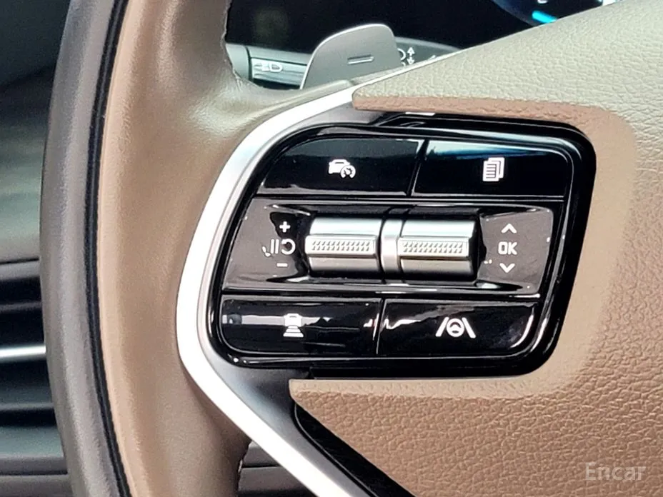 Фото 13 - Kia K8