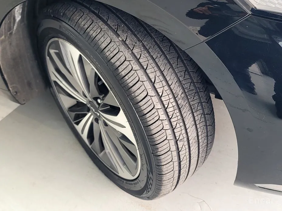 Фото 16 - Kia K8