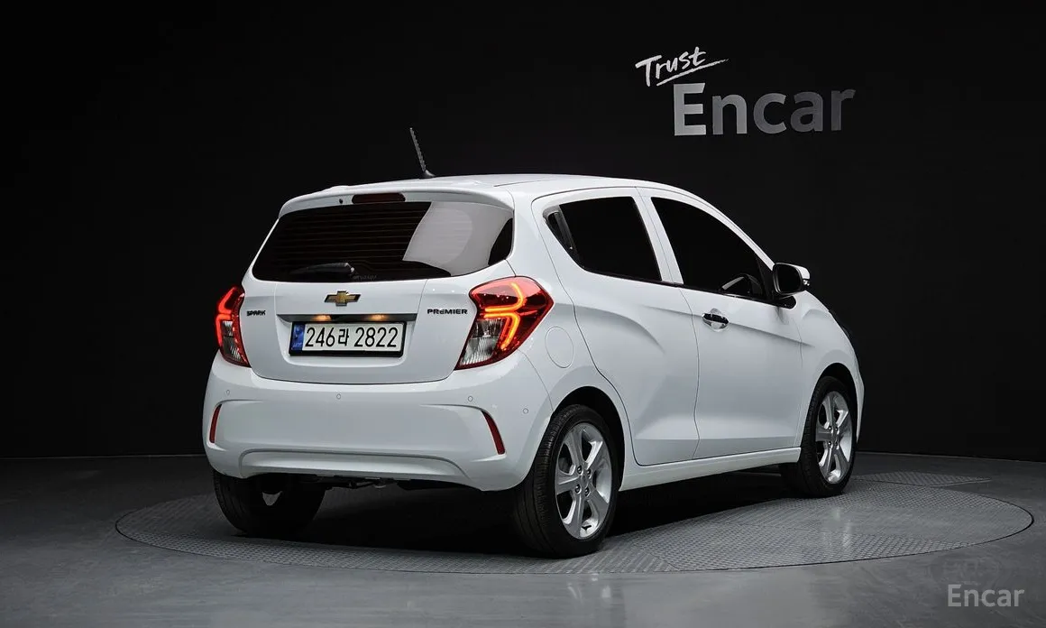 Фото 2 - Chevrolet Spark