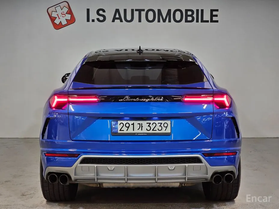Фото 3 - Lamborghini Urus