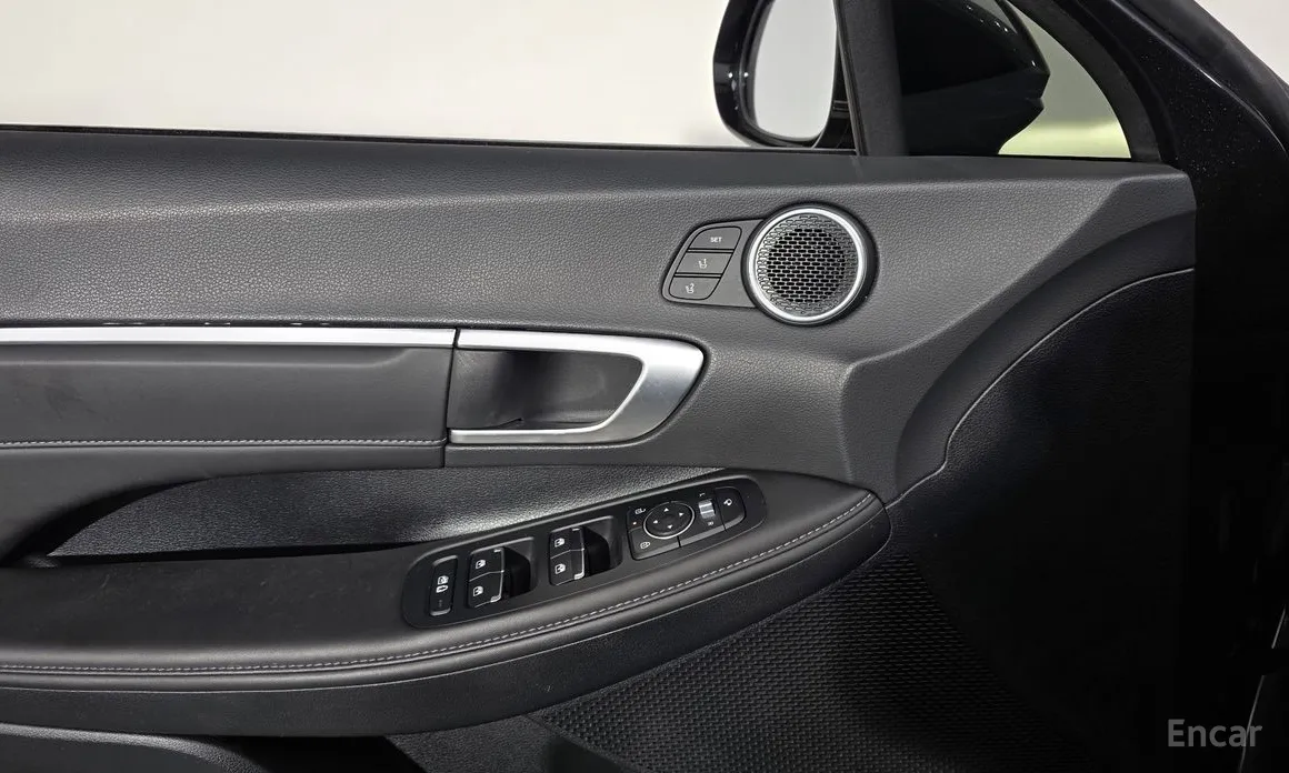 Фото 17 - Hyundai Sonata