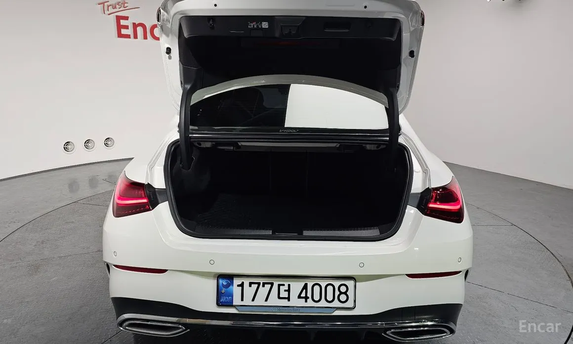 Photo 20 - Mercedes-Benz CLA-Class