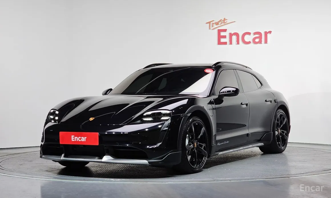 Фото 1 - Porsche Taycan