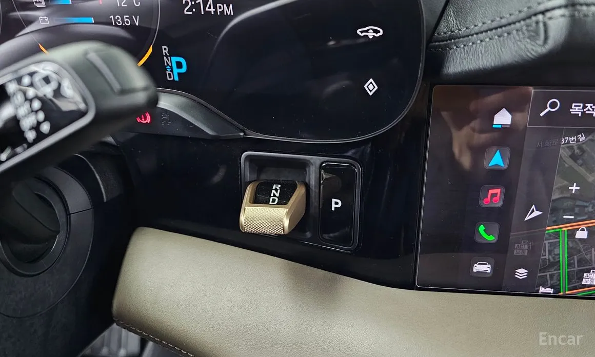 Фото 9 - Porsche Taycan