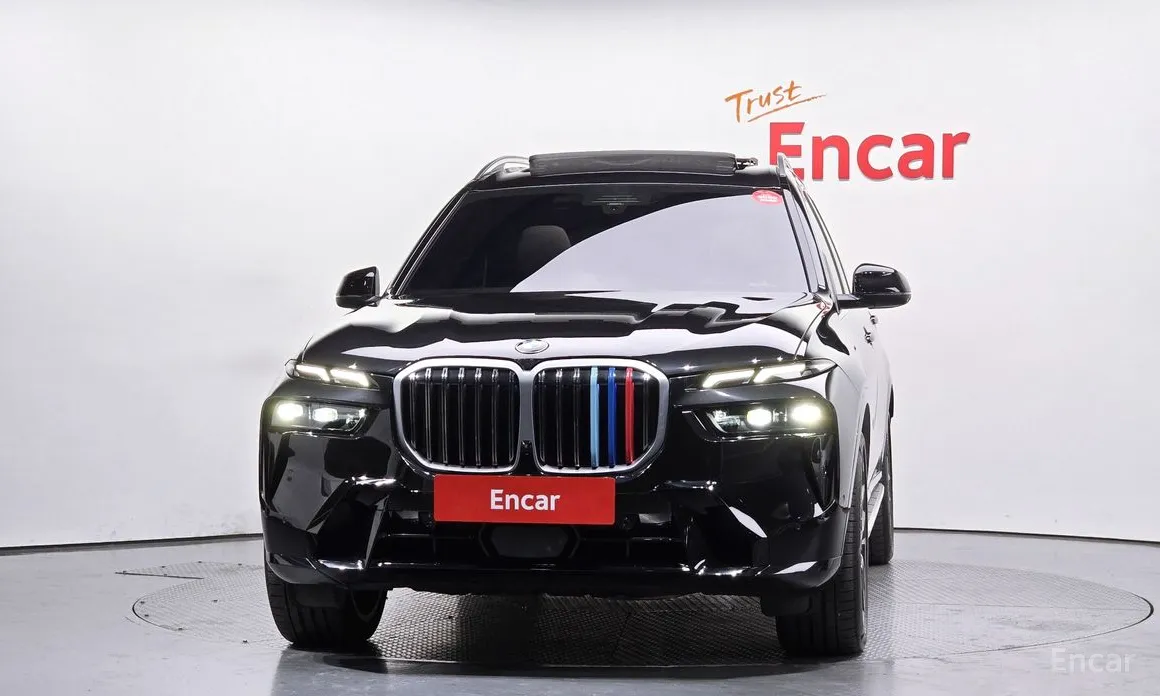 Photo 3 - BMW X7