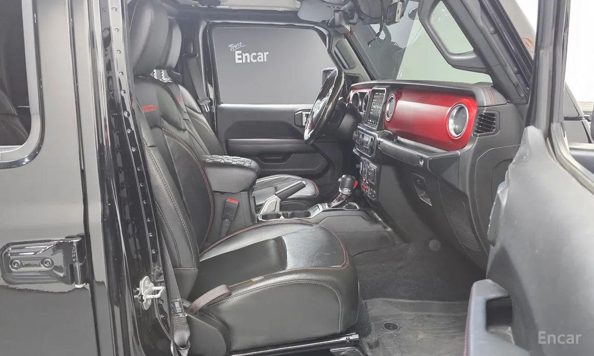 Фото 10 - Jeep Gladiator